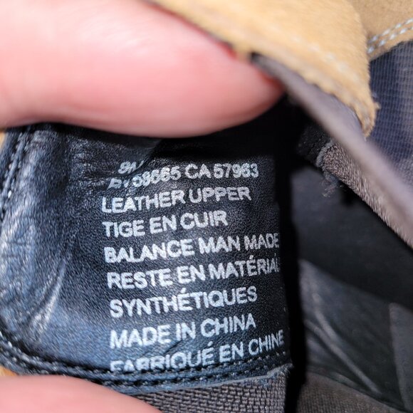 Public OpinionPublic Opinion Men's Suede Leather Chelsea Slip-On Boot size. 9M - Picture 6 of 6